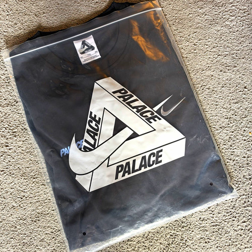 Xxl 2xl palace nike font - palace,
