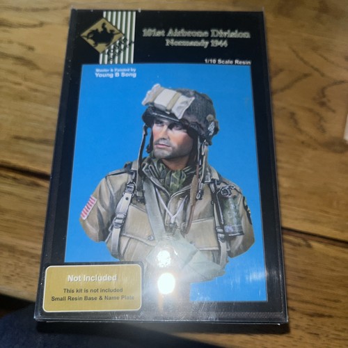 Young miniatures 101st - young,