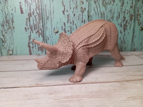 Triceratops invicta dinosaur - triceratops,