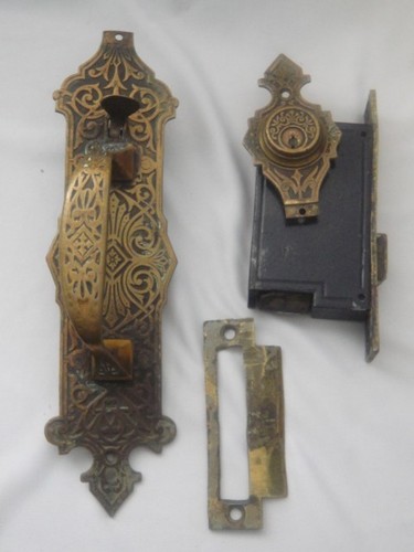 Antique bronze yale ornamental - antique,