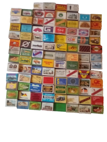 100 old vintage matchboxes - 100,