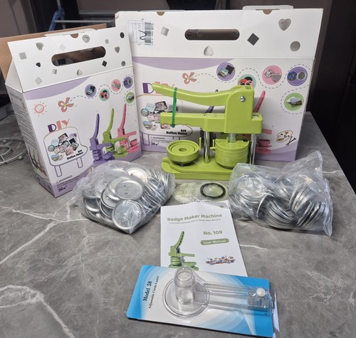 Badge maker machine - machine, diy