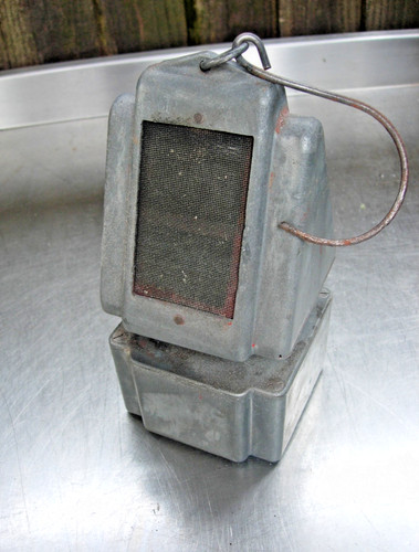 Vintage paraffin nesthill - vintage, sump