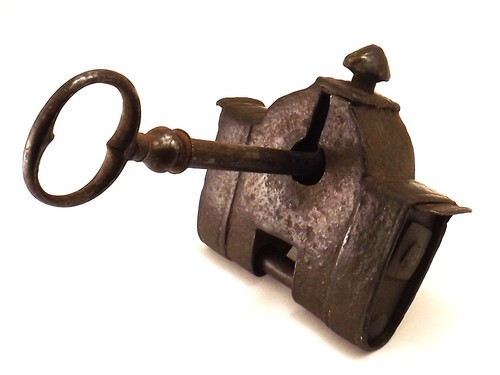 Important craftsman locksmith - important,