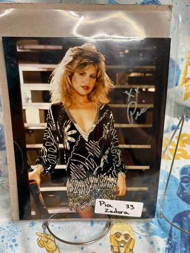Pia zadora vintage autographed - pia,