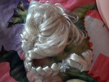 Disney store frozen Elsa wig