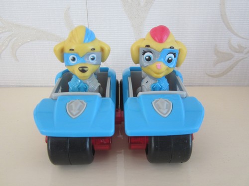 Ella and tuck - ella, twin