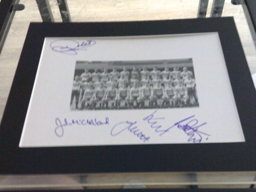 Watford mounted signed team - mounted,