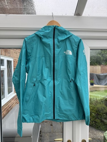 Bnwt women the north - women's,