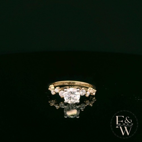 9ct yellow gold solitaire - yellow,