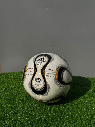Teamgeist football fifa - teamgeist, world