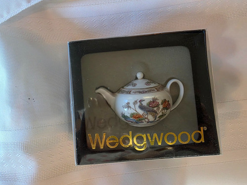 Wedgwood kutani crane - crane, tea