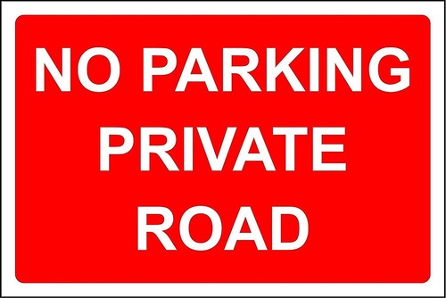 Parking private road - , no