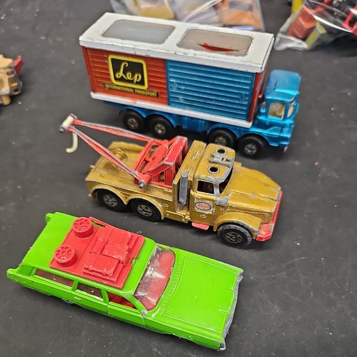 Vintage set matchbox cars - vintage,