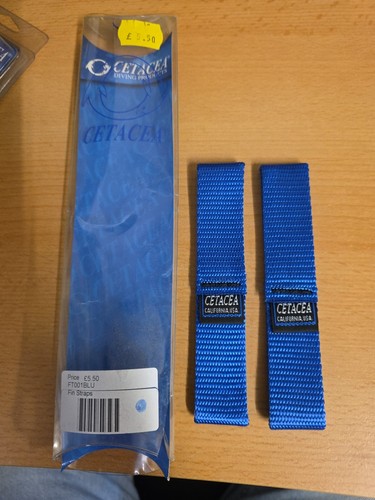 Fin strap for assisting - for,