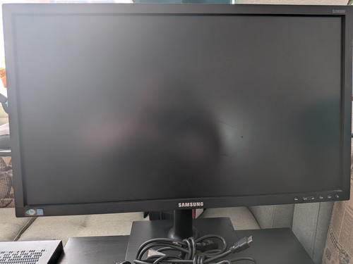 Samsung black monitor - black,