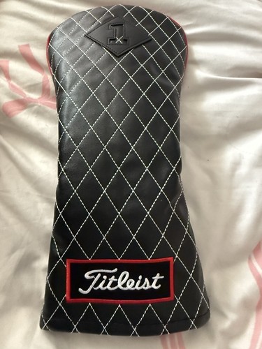 Black and red titleist driver - red,