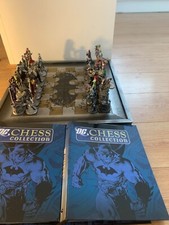 DC Comics Eaglemoss Chess Set 32 Figures, Factsheets And Board 