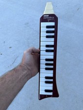 Hohner Melodica Piano 27