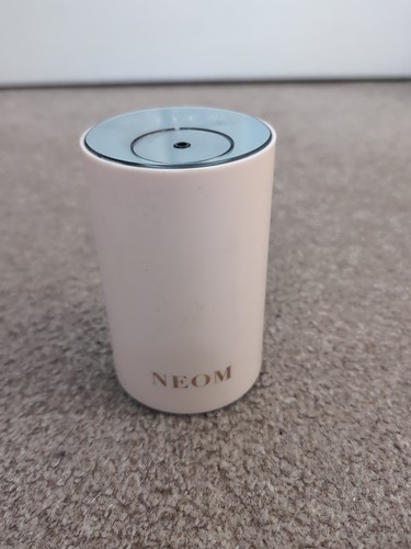 Neom wellbeing pod essential - neom,