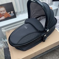 Babystyle Egg Black Carrycot