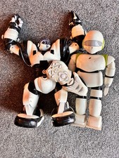 WowWee 2004 Robosapien 14 Inch