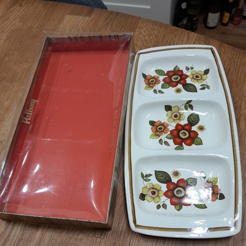 Lovely royal worcester palissy - worcester,