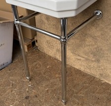 Chrome Traditional Wash Stand