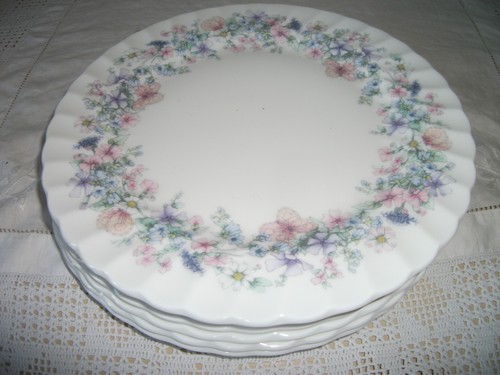 Wedgwood angela cms plates - 22,
