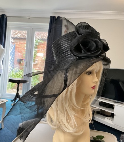 Huge black hat races occasion - hat,