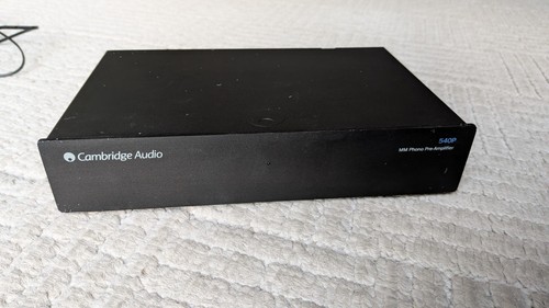 Cambridge audio azur - 540p, pre