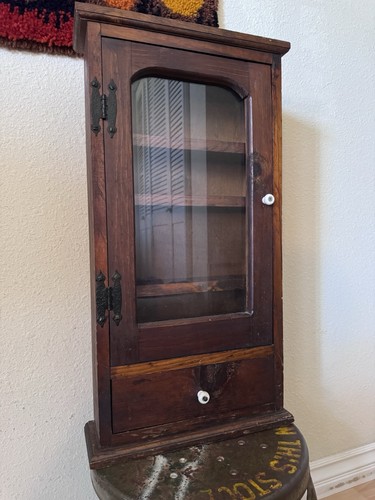 Antique wood and - glass, 4