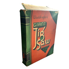 Vintage Waddingtons Giant