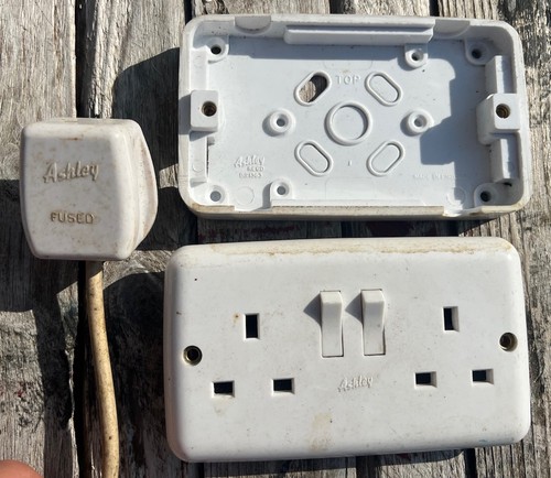 Ashley vintage double - ashley, socket