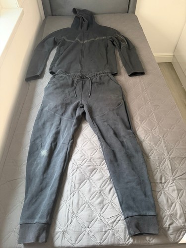 Nike tech fleece - nike,