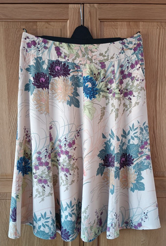 Laura ashley skirt pretty - laura,