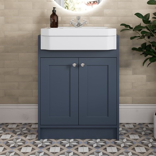 600mm traditional bathroom - 600mm,