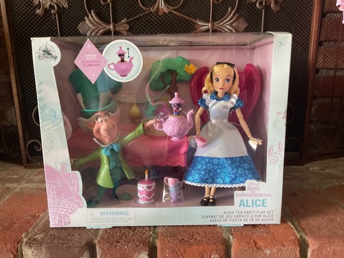 New disney store - new, in