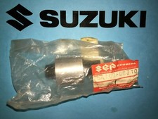Suzuki Marine Outboard DT20 DT25 DT30 Lower Metalastic Mount Rubber 54160-96310