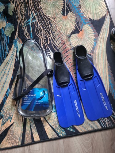 Speedo flippers size 7 - flippers,