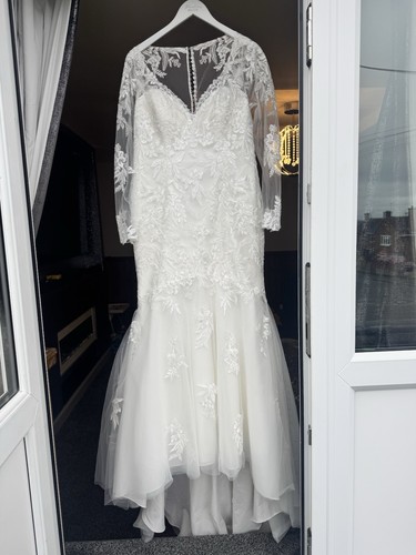 Wedding dress size - size, 18