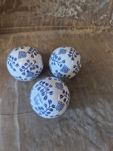 Set blue and white - 3,