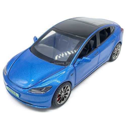 Tesla model - 1:32,