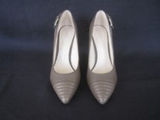 Ladies NINE WEST Mushroom Col