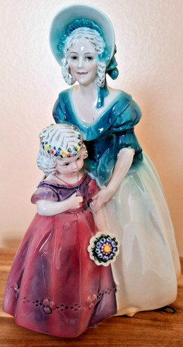 Art deco figurine mother - art, of