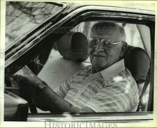 Press Photo Frank Renfro, 55