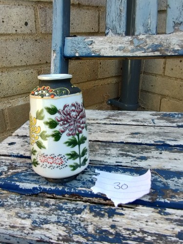 Mini japanese bud vase - bud,