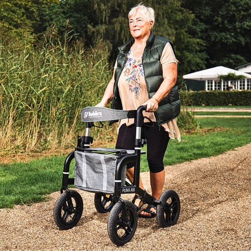 Off road pneumatic wheel - off,