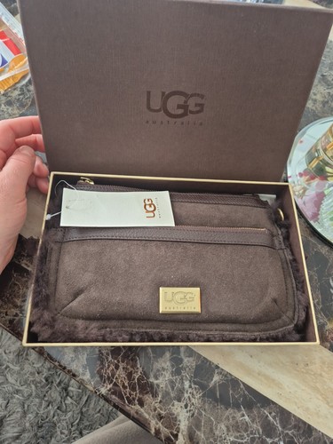 Vintage ugg wristlet purse - wristlet, in