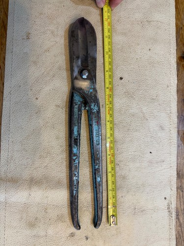 Gilbow g245 vintage tin - gilbow,